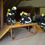 Station 3. Löschangriff über Hindernisstrecke  Treppe.JPG